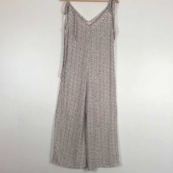 EBERJEY V Neck Felix Jordan Jumpsuit with Tie Shoulder Straps Size Medium - Picture 4 of 9